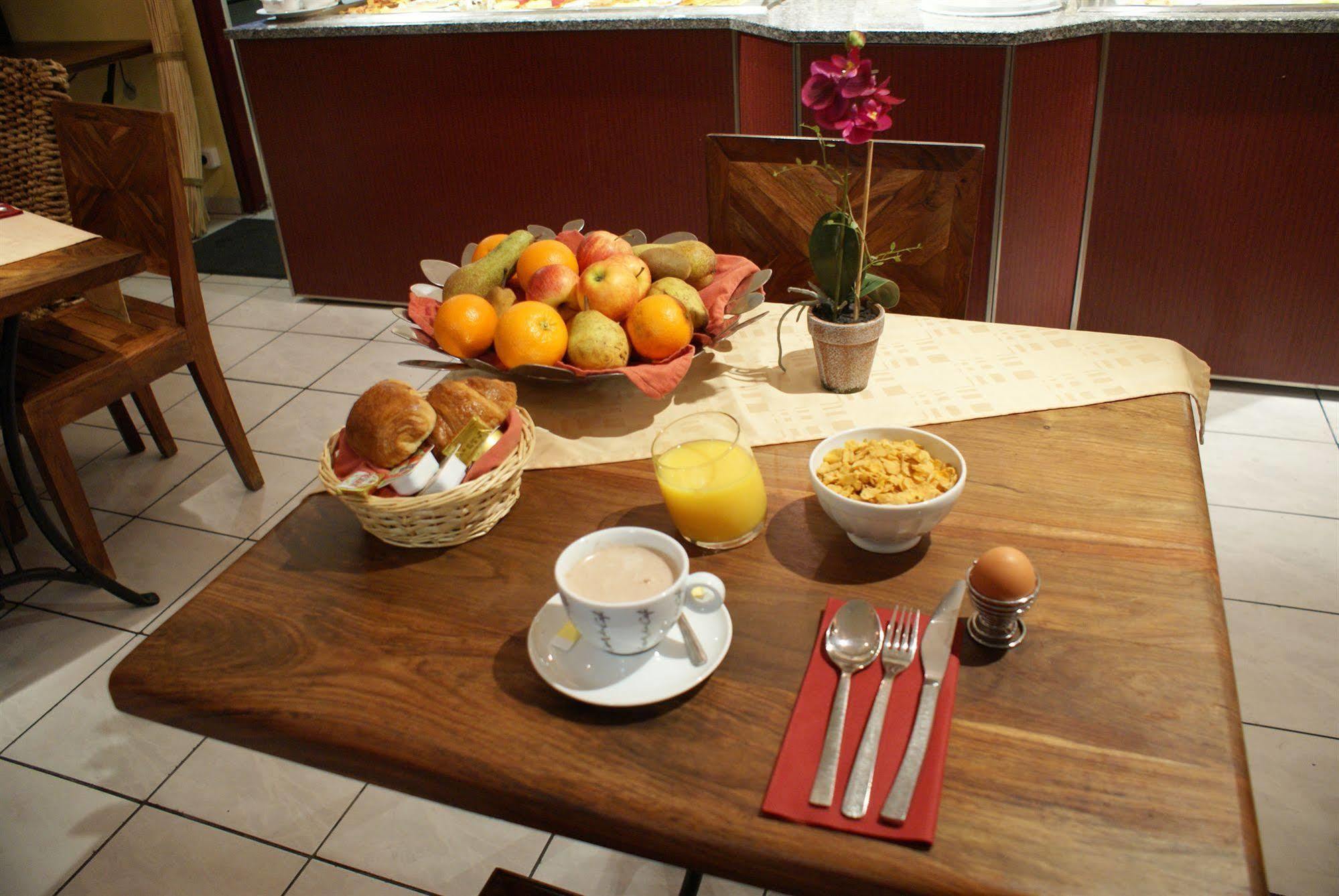 Hotel Du Parc Limoges & Restaurant "Le Temps D'Une Pause" 외부 사진